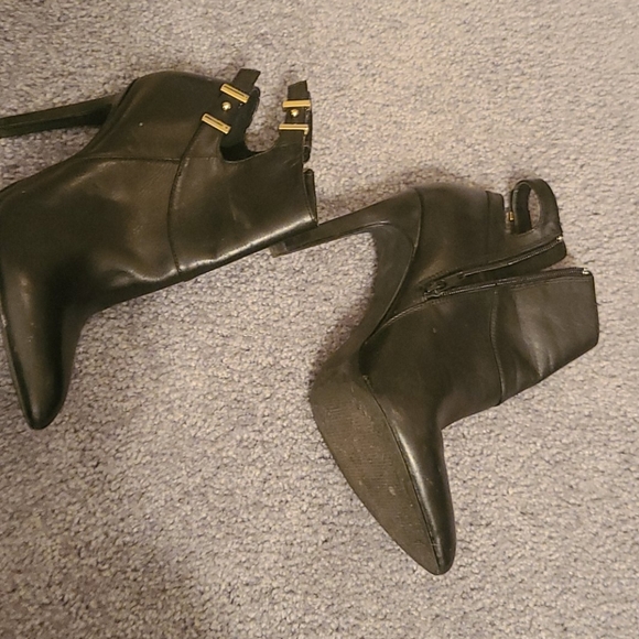 Boots - Picture 8 of 8